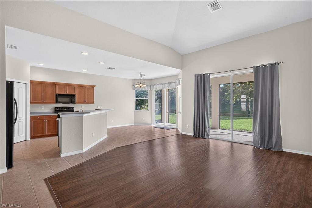Family room/ kitchen/ breakfast area