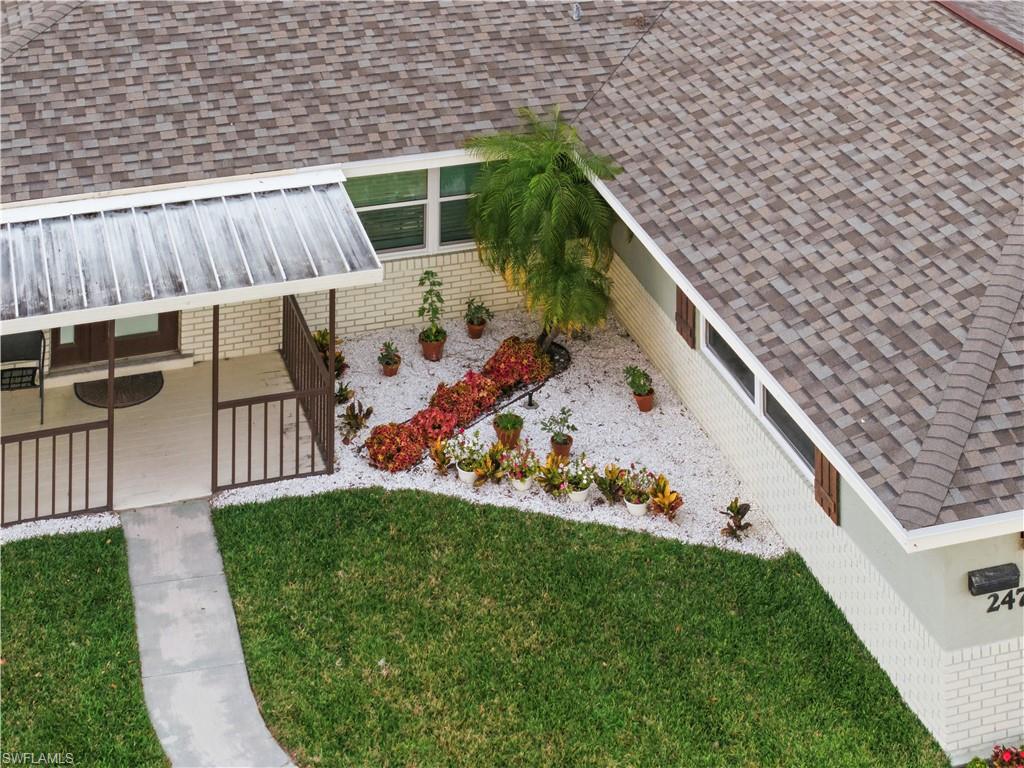 2473 Poinciana ST photo 10