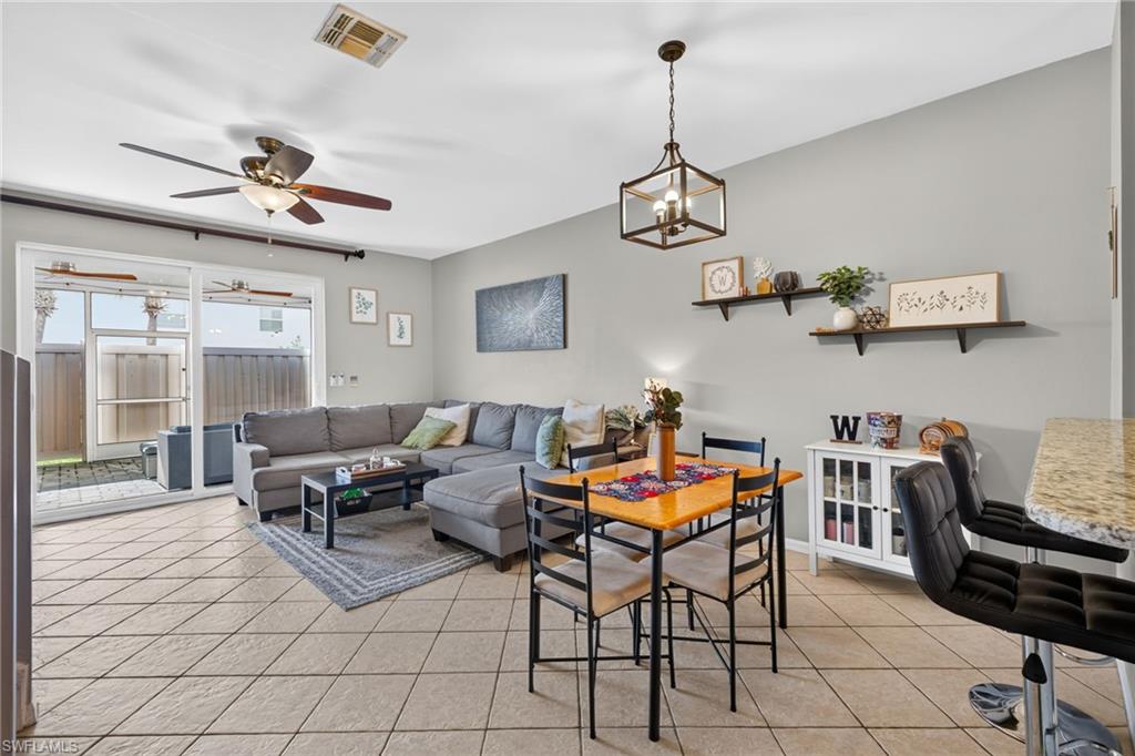3009 Palmetto Oak DR 103 photo 7