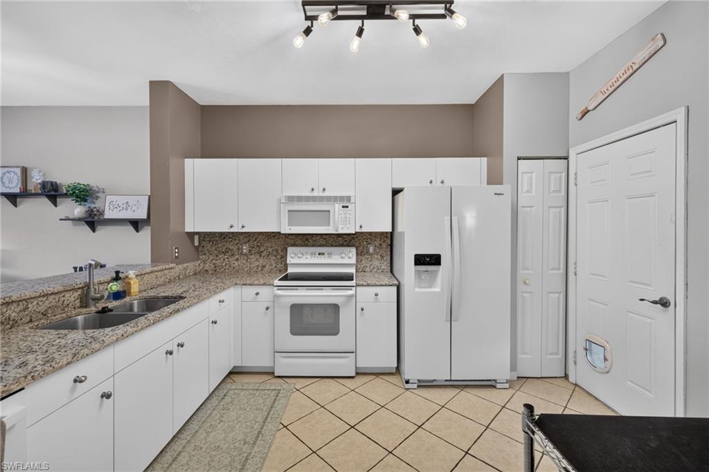 3009 Palmetto Oak DR 103 photo 9