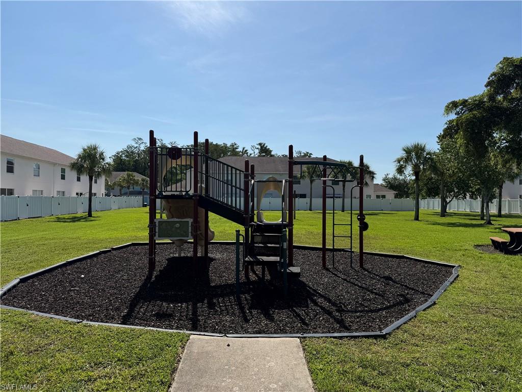 3009 Palmetto Oak DR 103 photo 34