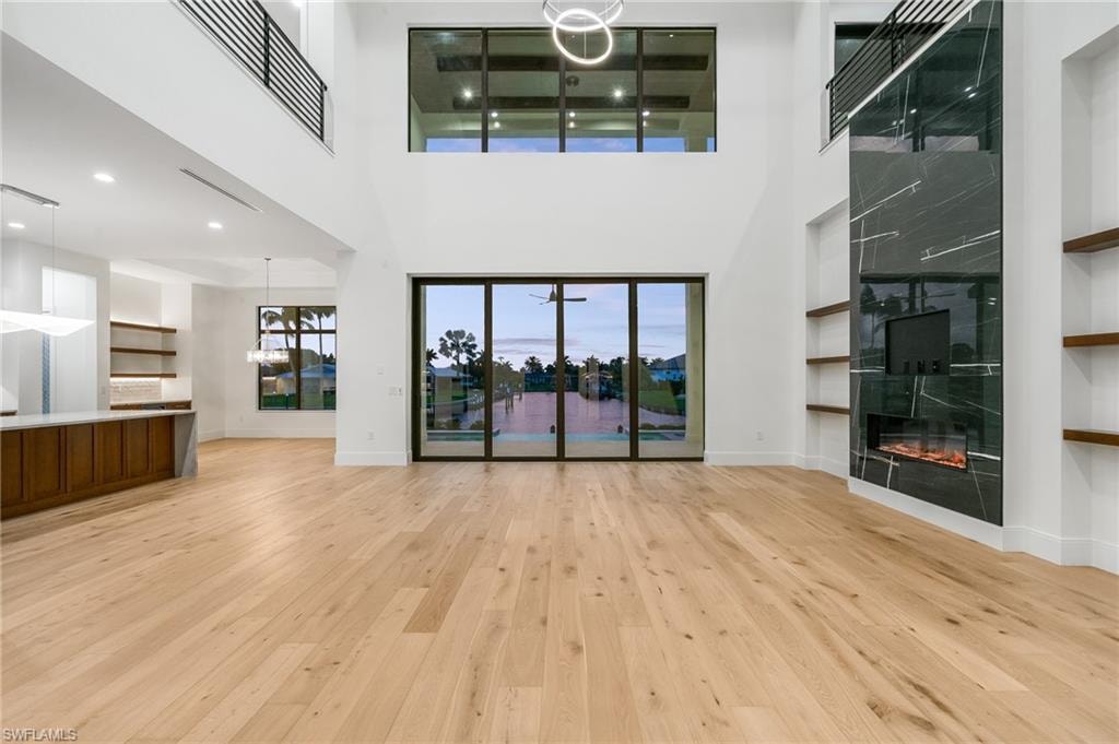 846 Cypress Lake CIR