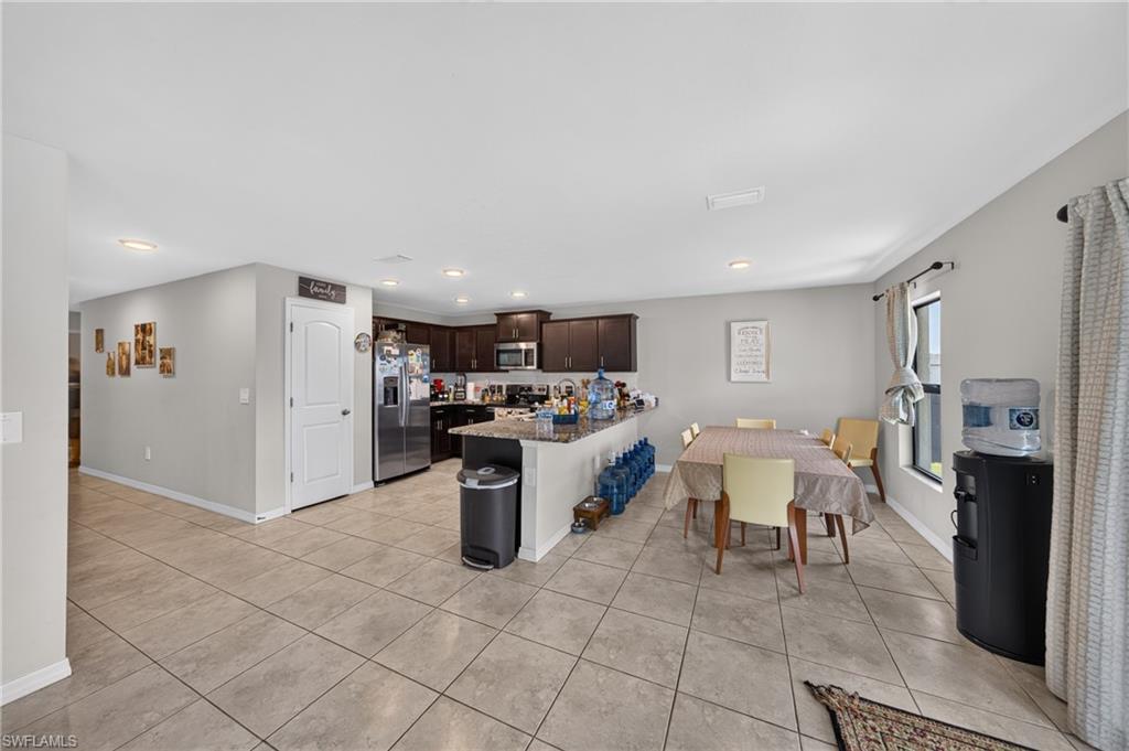 3903 NW 38th ST