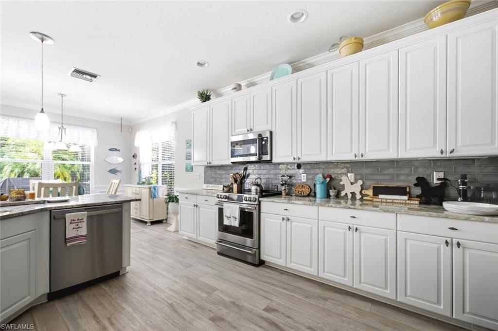 7862 Founders LN photo 10