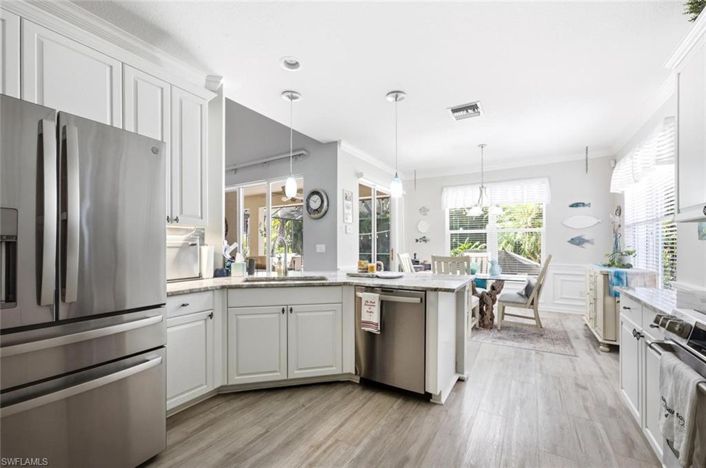 7862 Founders LN photo 11