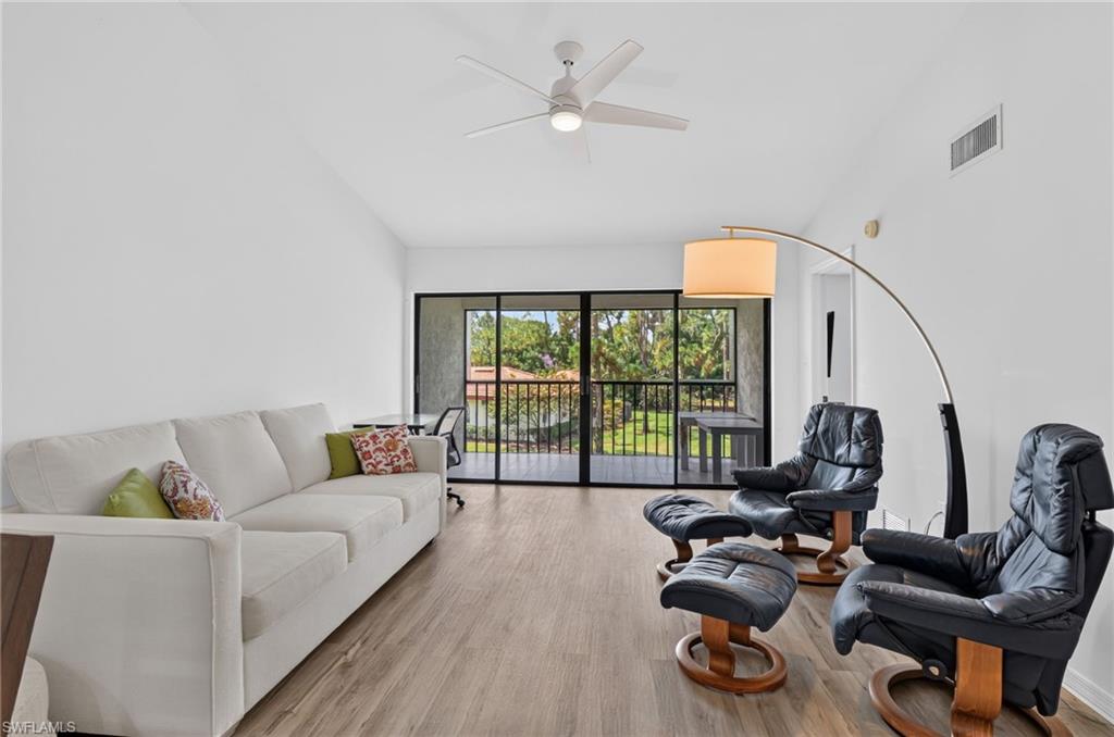 Light and bright living area with high ceilings