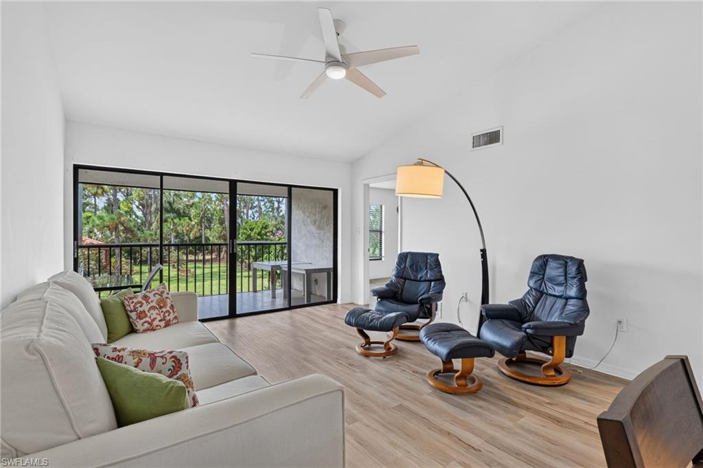909 Augusta BLVD 7