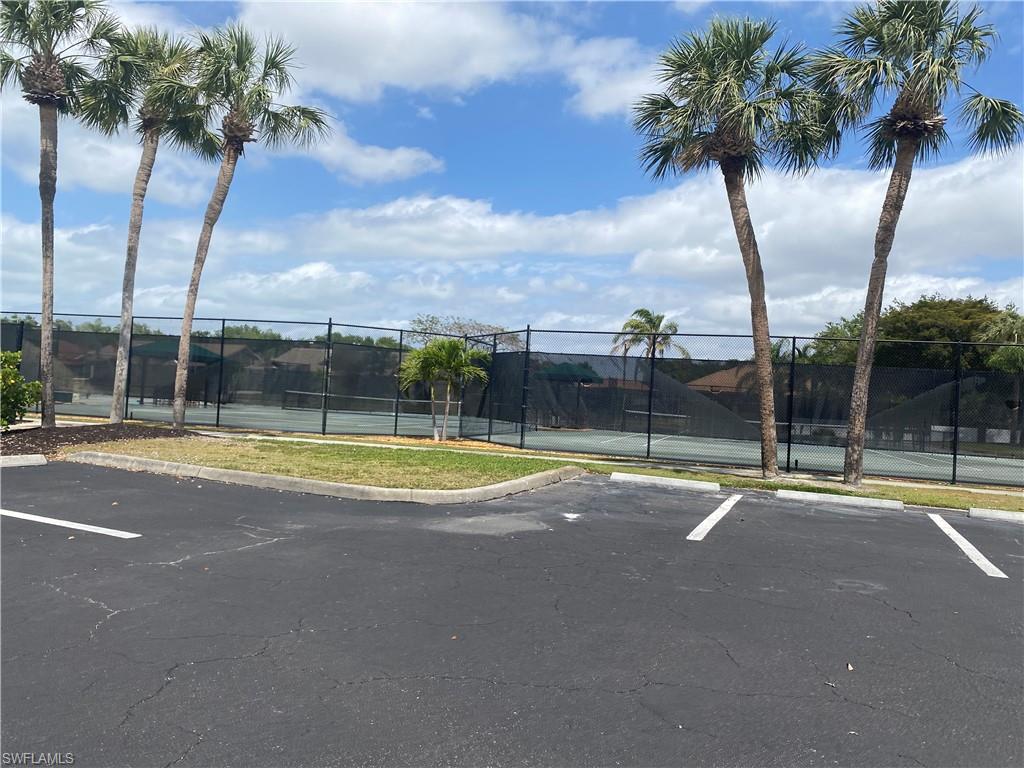 Tennis and pickle ball courts