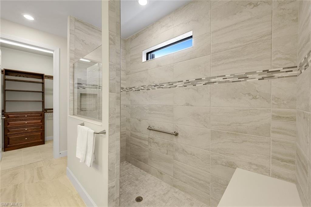 12208 Sussex ST photo 9