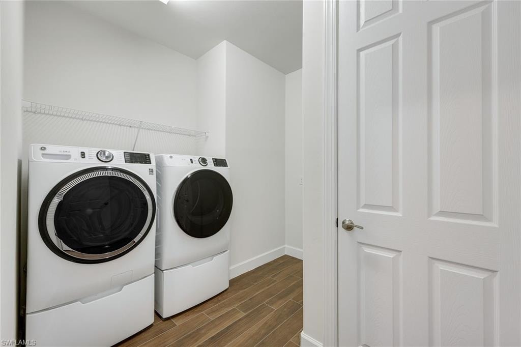 12208 Sussex ST photo 23