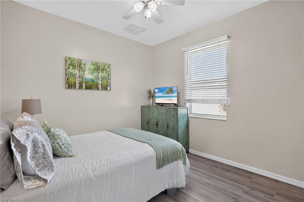 173 Peerless ST photo 23