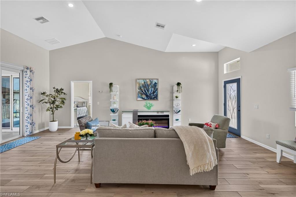 173 Peerless ST photo 7