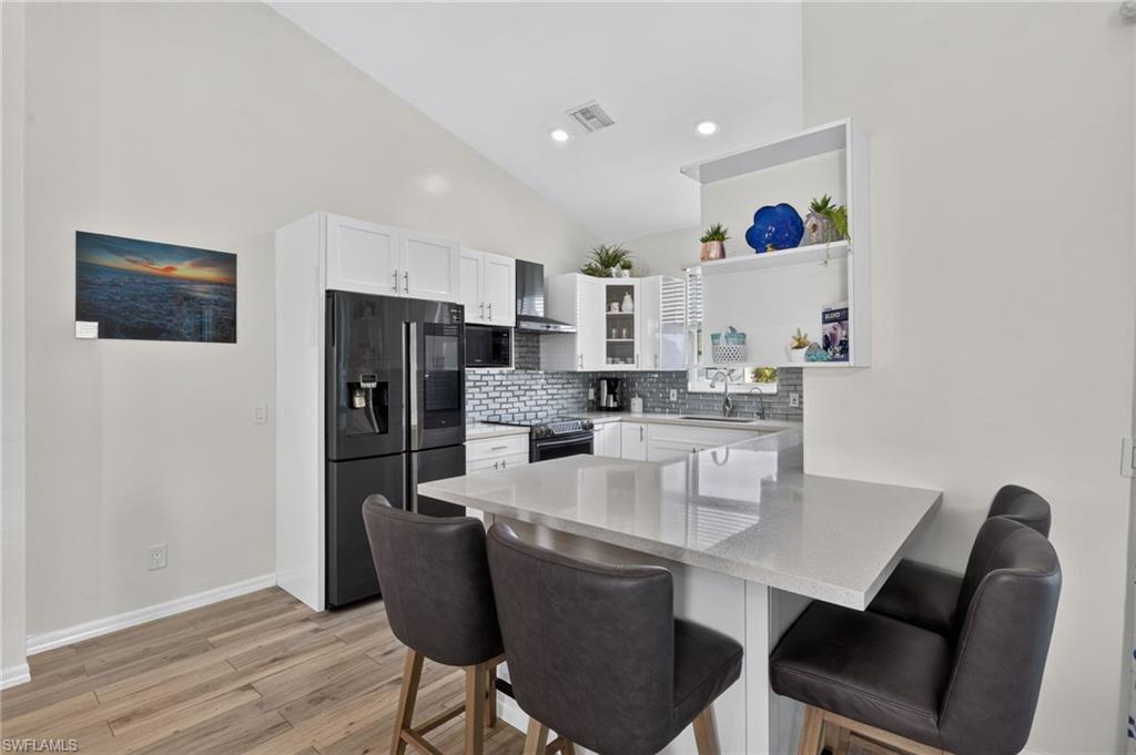 173 Peerless ST photo 10