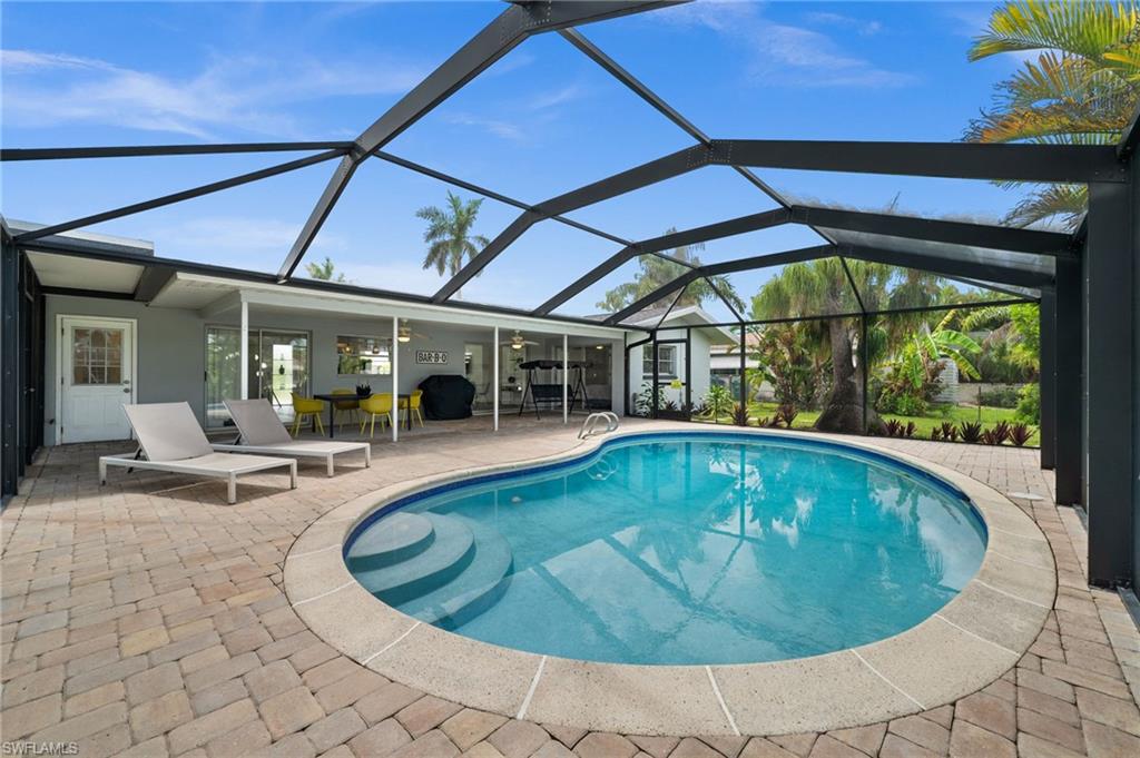 Beautiful Western Exposure Pool Deck