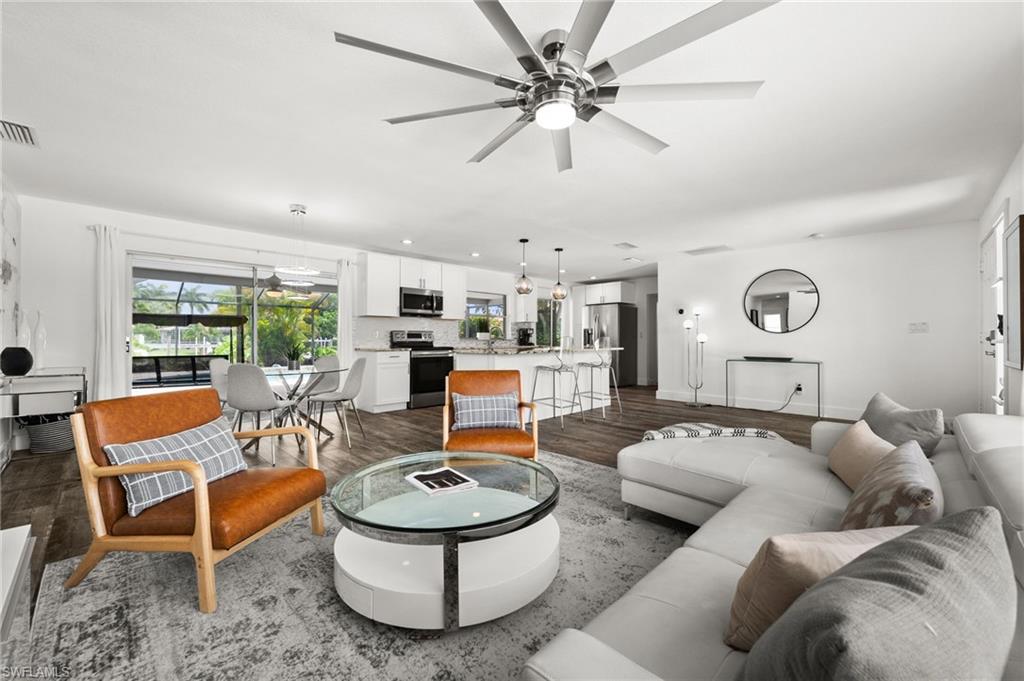 Fully Turnkey - all furniture included