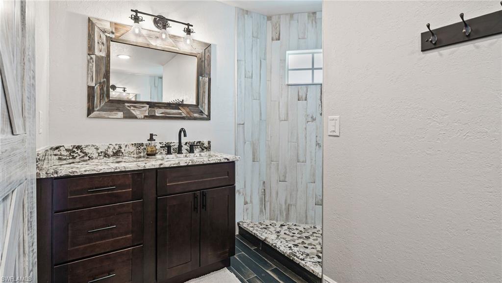 16560 Wellington Lakes CIR photo 13