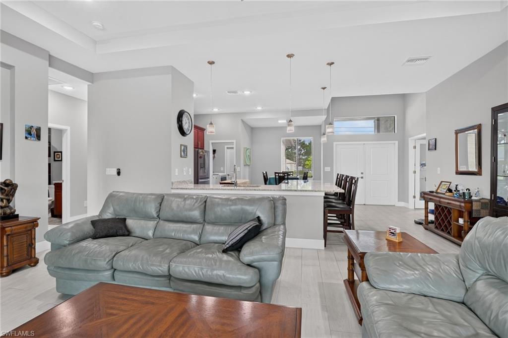307 Gleason PKWY