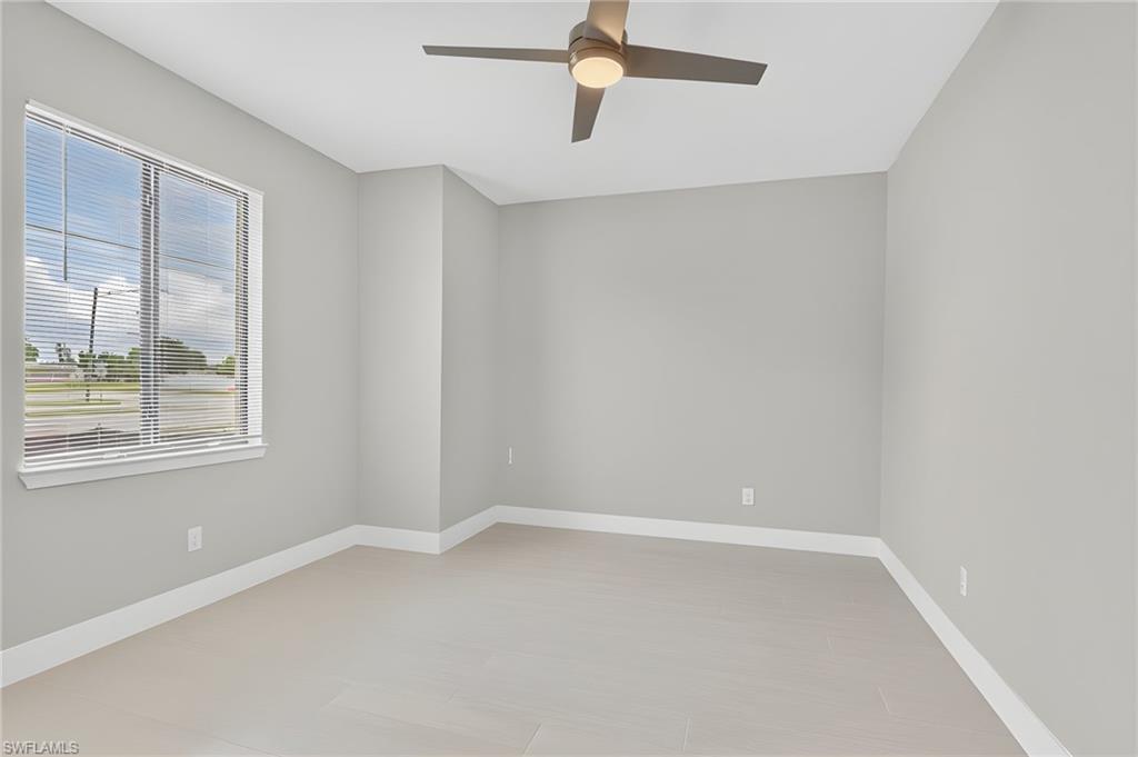 307 Gleason PKWY photo 29
