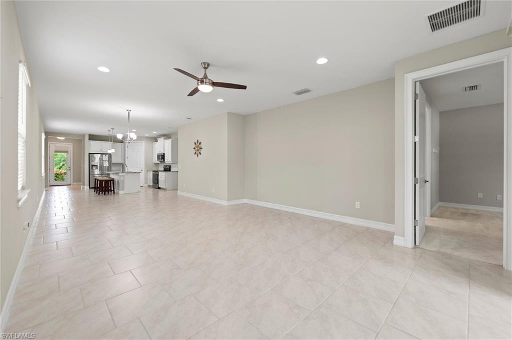 28269 Seasons Tide AVE photo 10