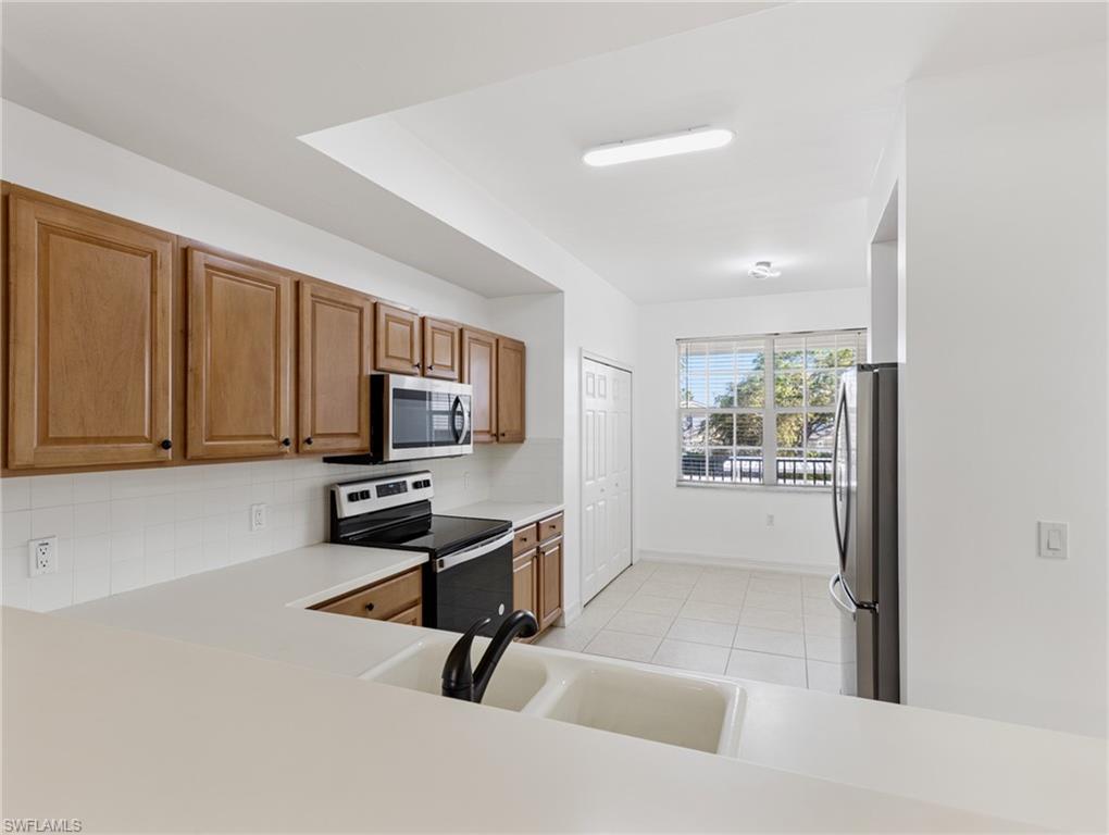 20930 ISLAND SOUND CIR 204 photo 15