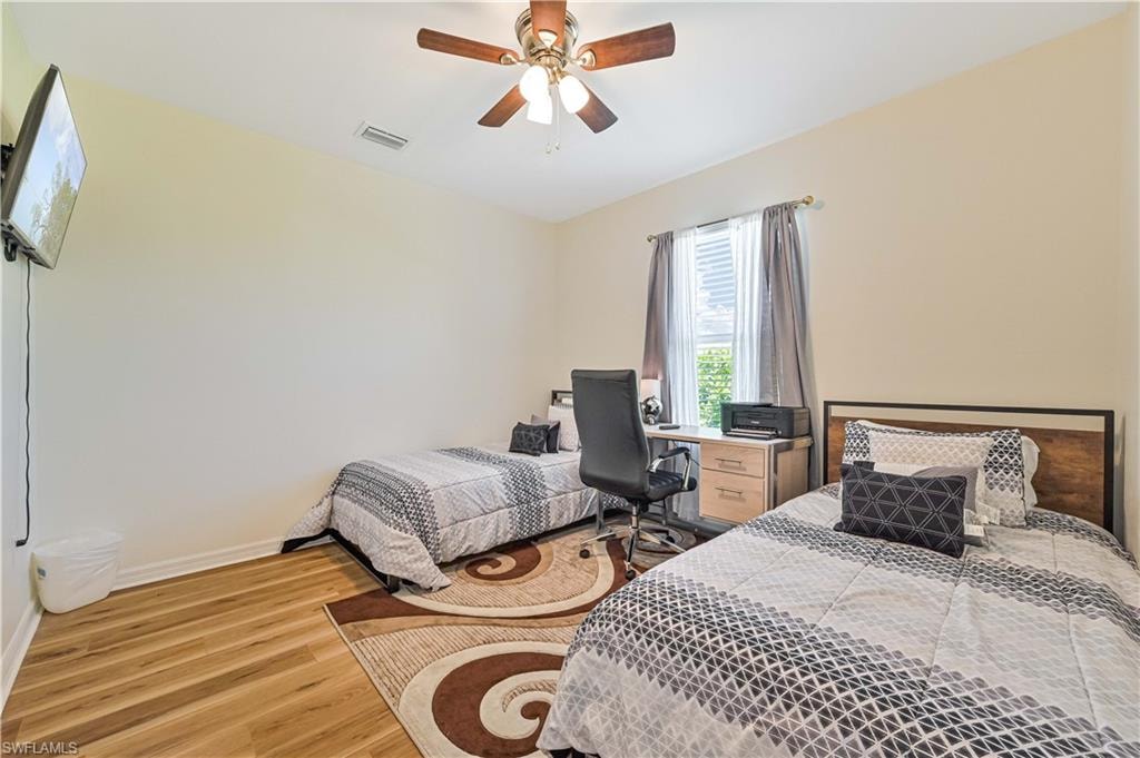216 SW 29th ST photo 20