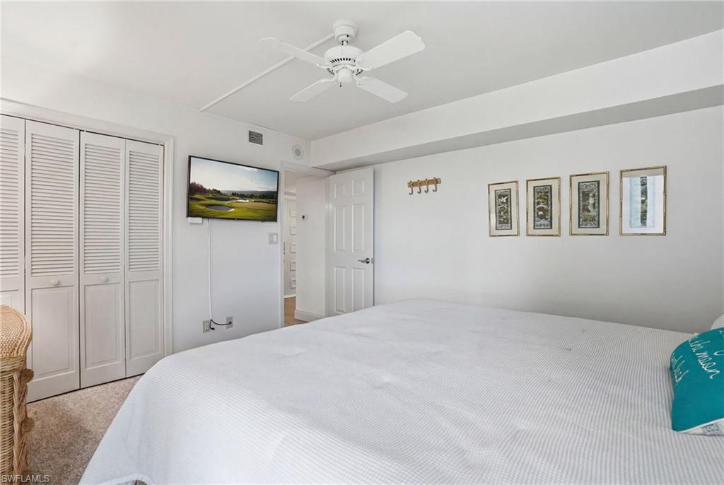 2400 Gulf Shore BLVD N 603 photo 23