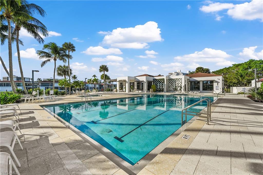 Bayside Pool & Clubhouse