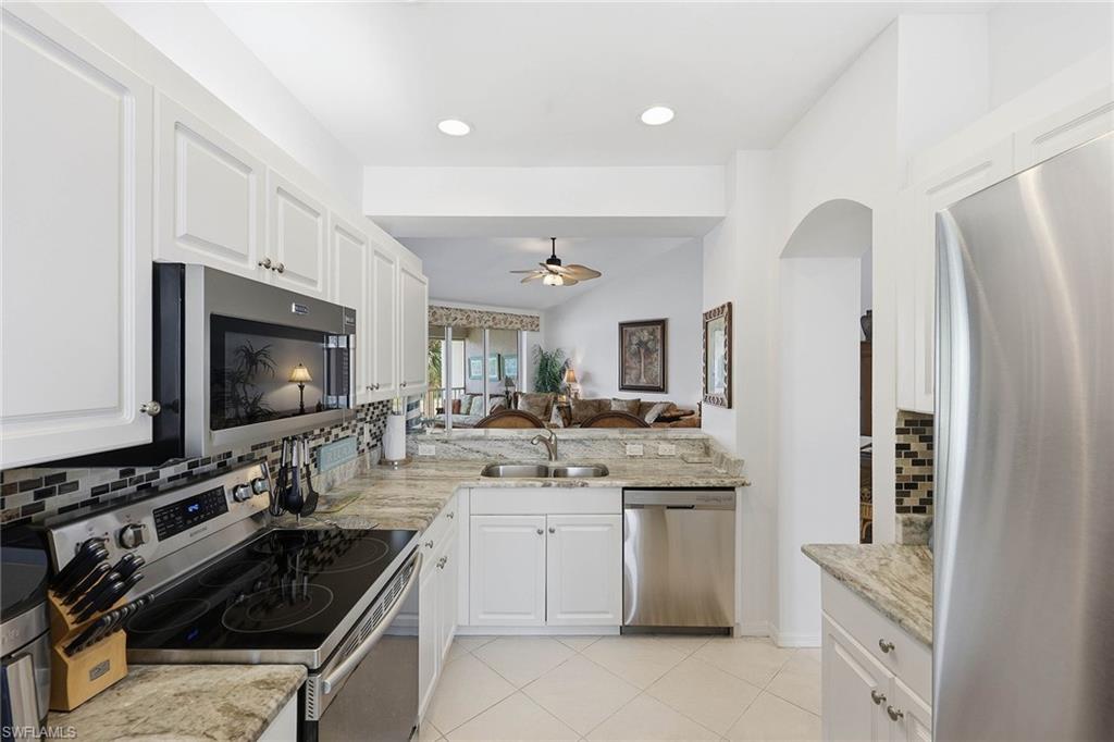 1150 Sweetwater LN 1207 photo 10
