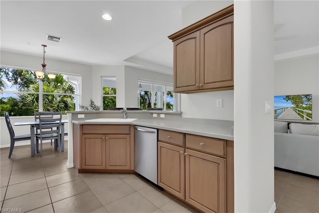 12870 Carrington CIR 203 photo 7