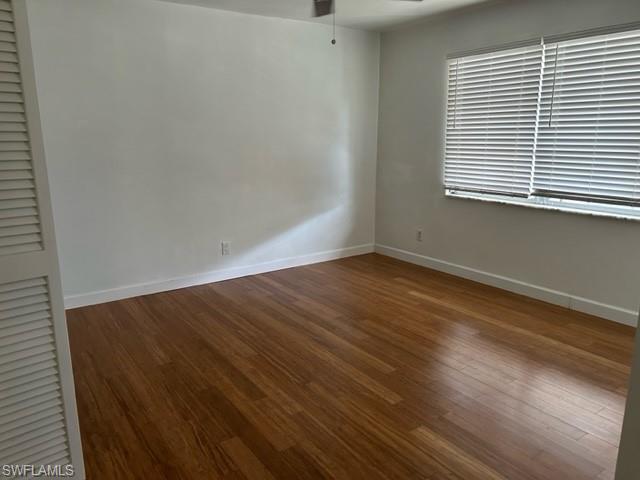 656 Palm View DR 4 photo 11