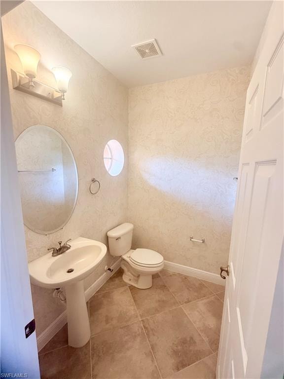 DOWNSTAIRS HALF BATH