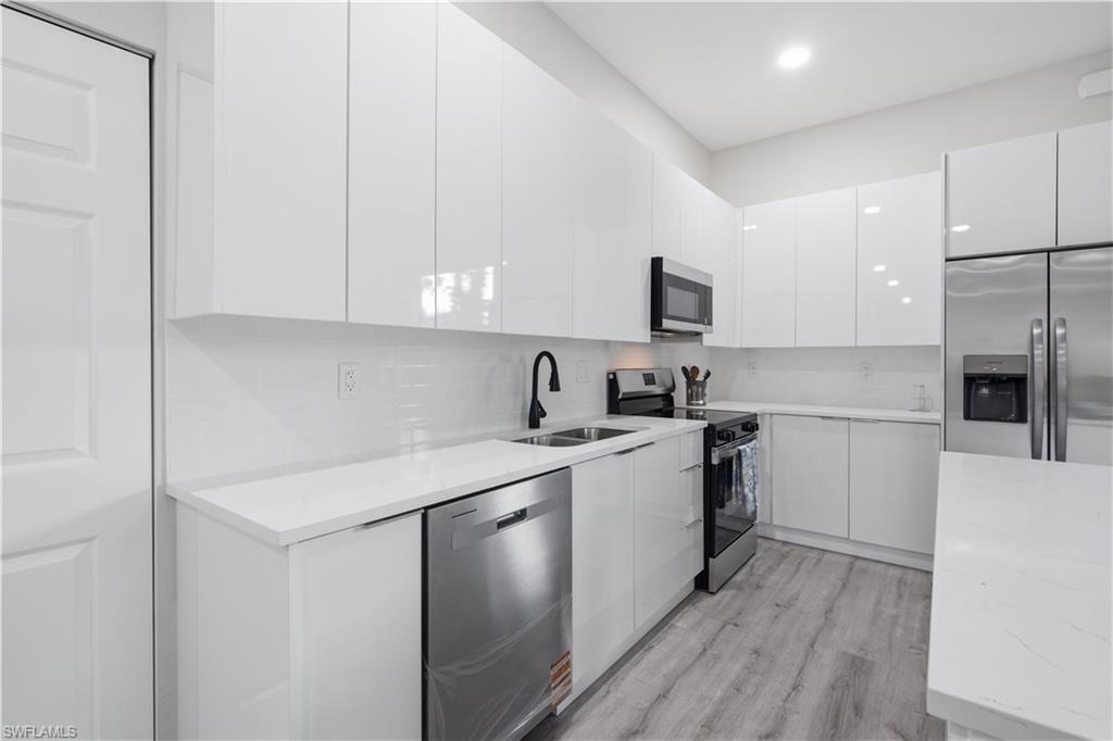 923 Milwaukee BLVD photo 11