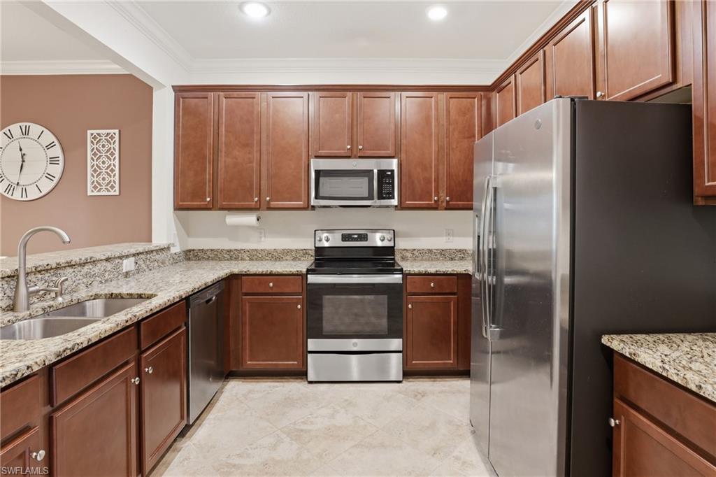 2722 Citrus ST photo 8