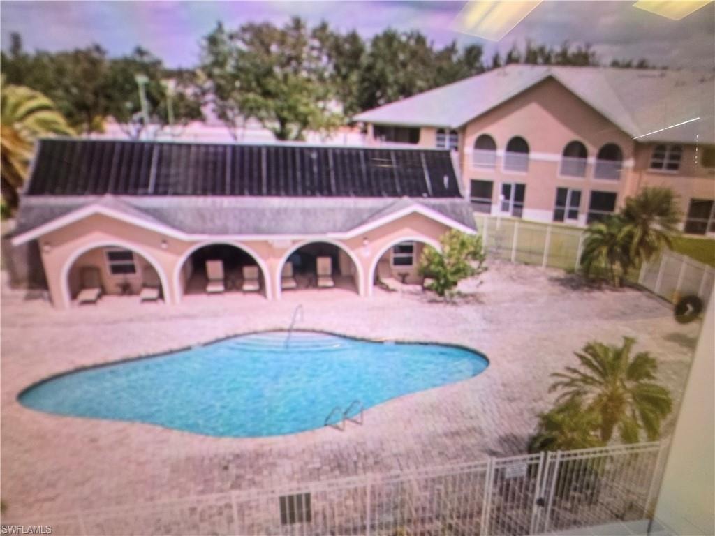 Pool and Clubhouse