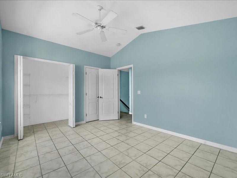 28 Cosmopolitan DR 15 photo 46