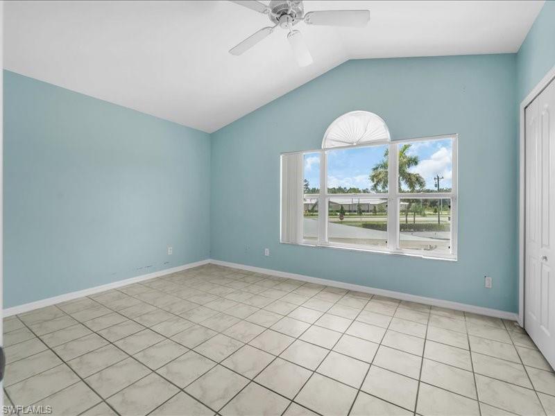 28 Cosmopolitan DR 15 photo 45