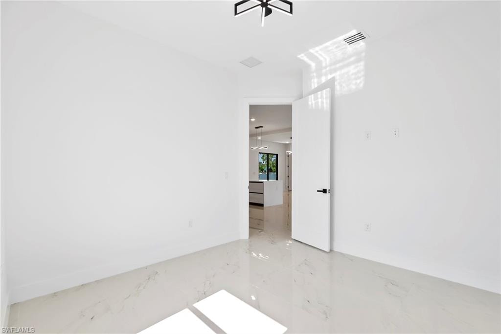 3203 21st ST W photo 18