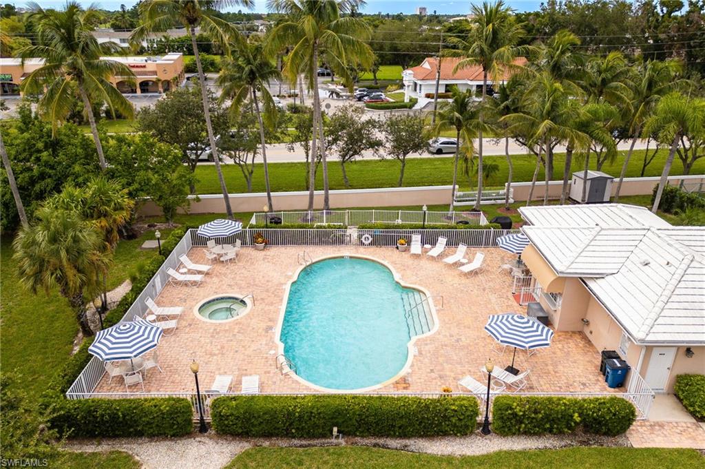 Community pool, clubhouse and hot tub