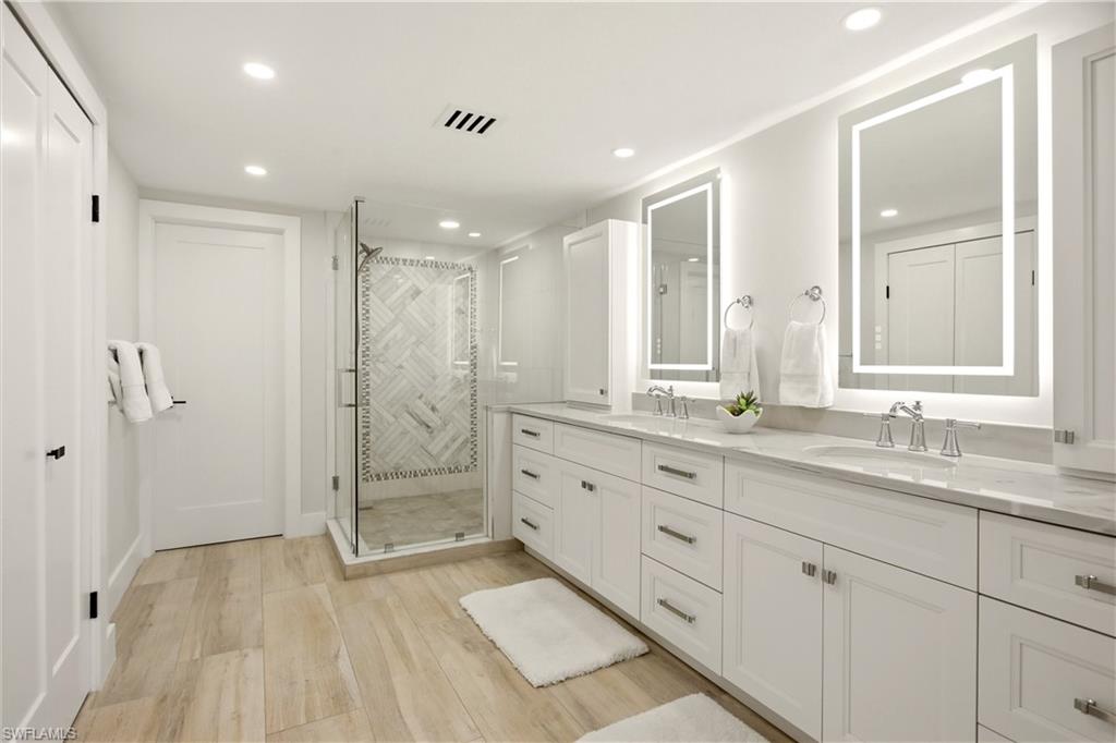 6300 Pelican Bay BLVD 103 photo 21