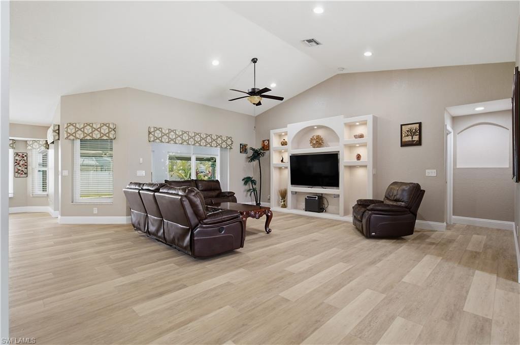 430 SW 44th TER
