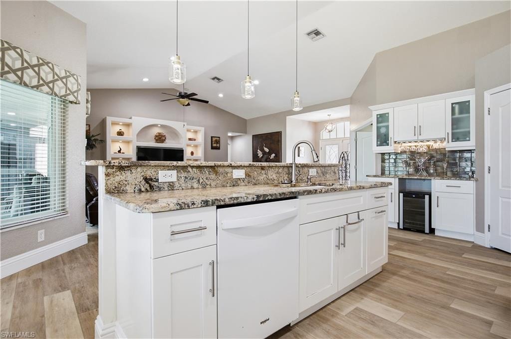430 SW 44th TER