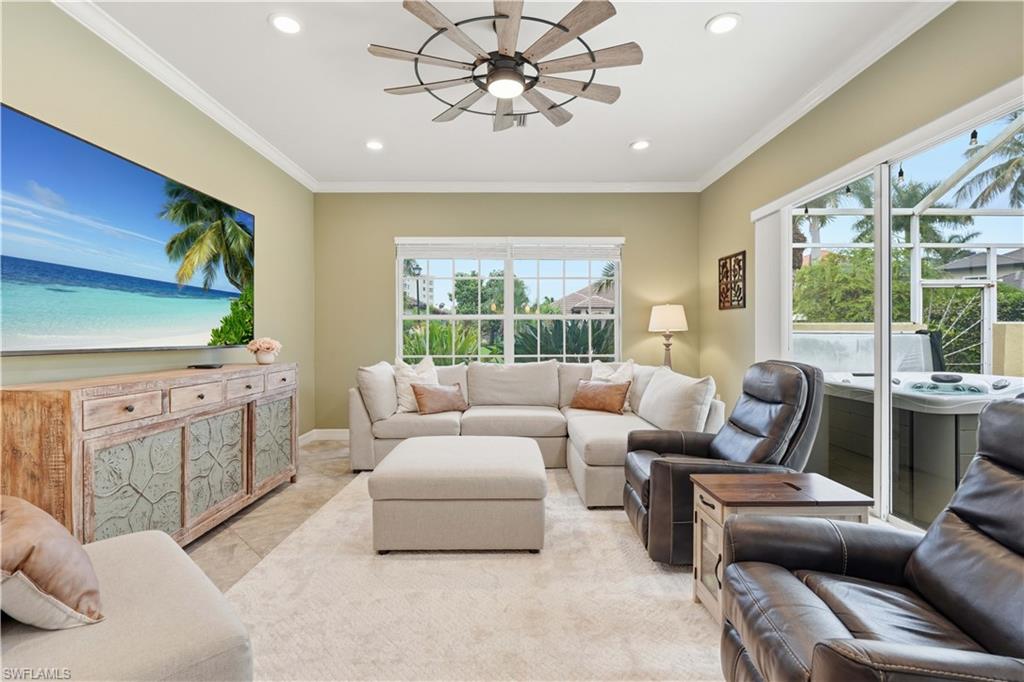 14860 Laguna DR
