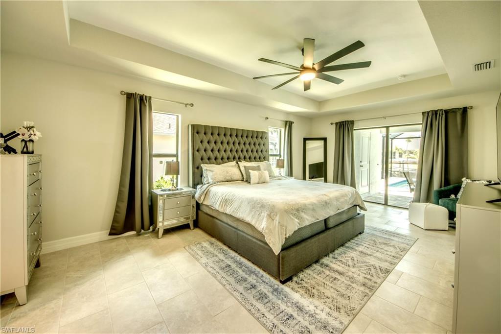 2104 SW 28th LN photo 17