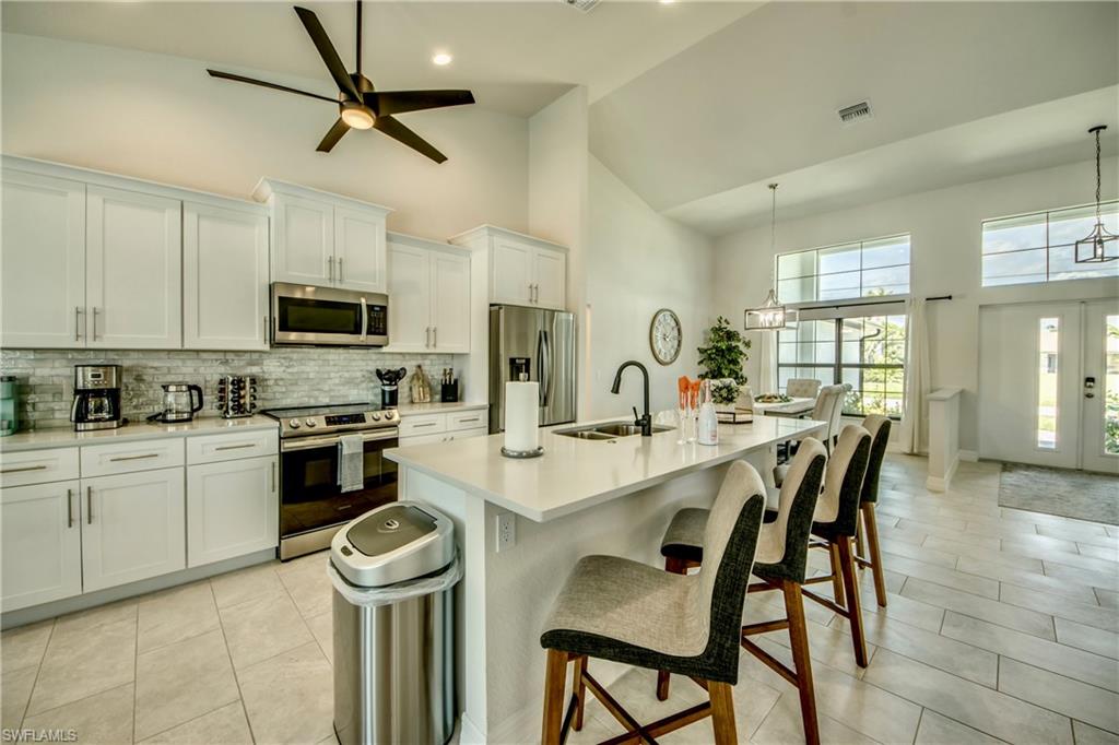 2104 SW 28th LN photo 12