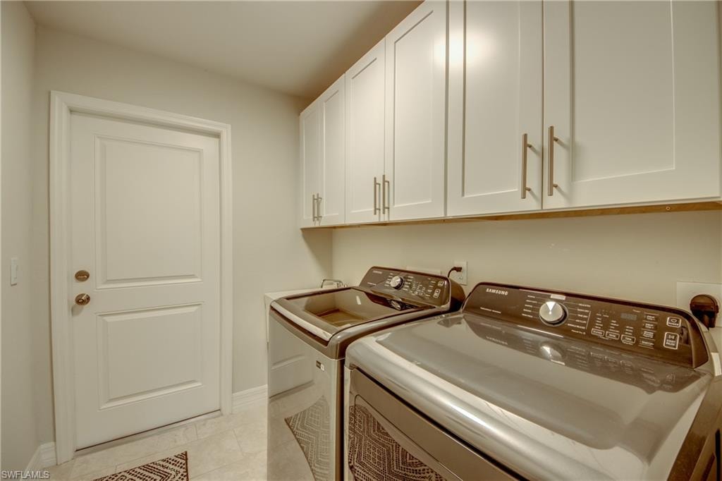 2104 SW 28th LN photo 30