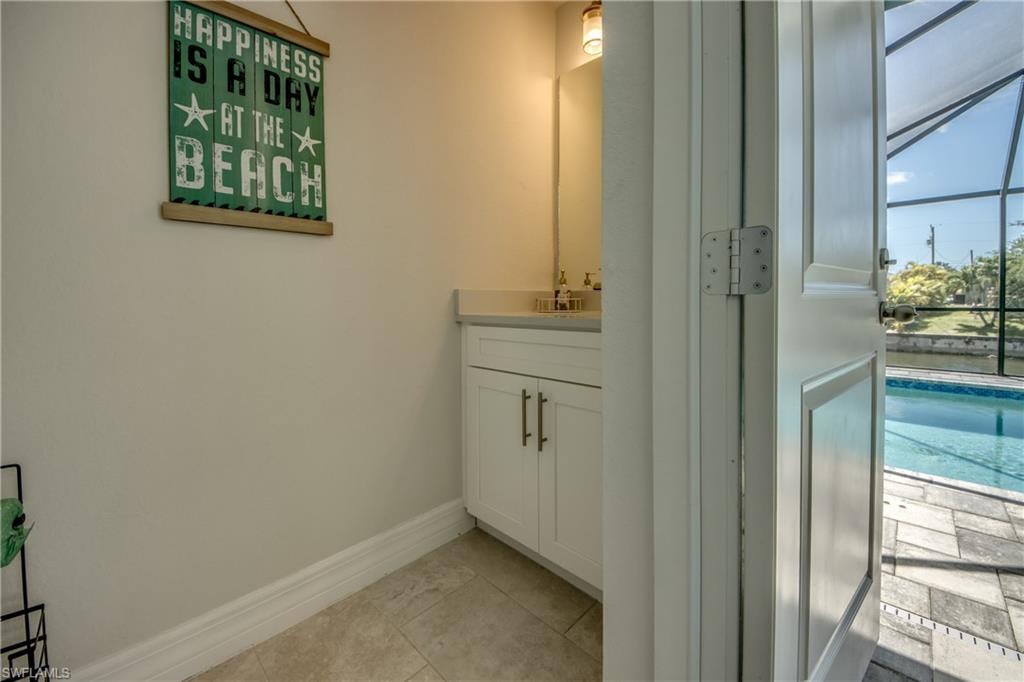 2104 SW 28th LN photo 31