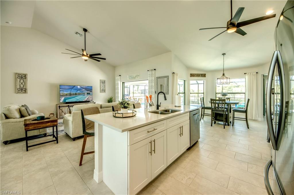 2104 SW 28th LN photo 8