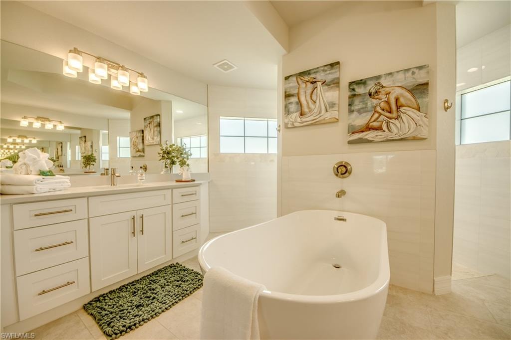 2104 SW 28th LN photo 21
