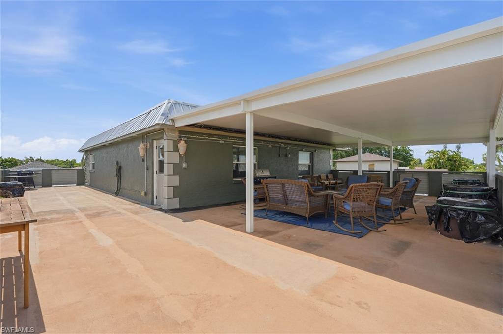 2342 Barden ST photo 28