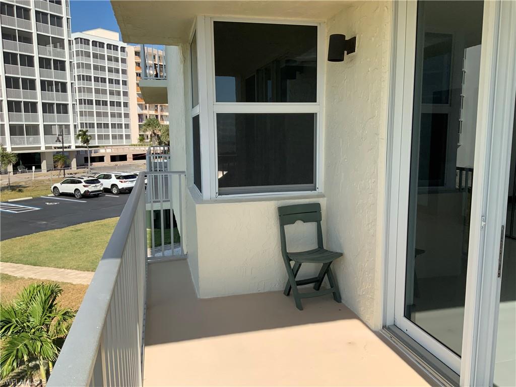 First floor condo above the ground level so level 2 , community  areas and elevators. Resort style.E